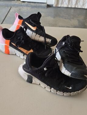 Two pairs - NIKE METCON Size 7 Fair Condition